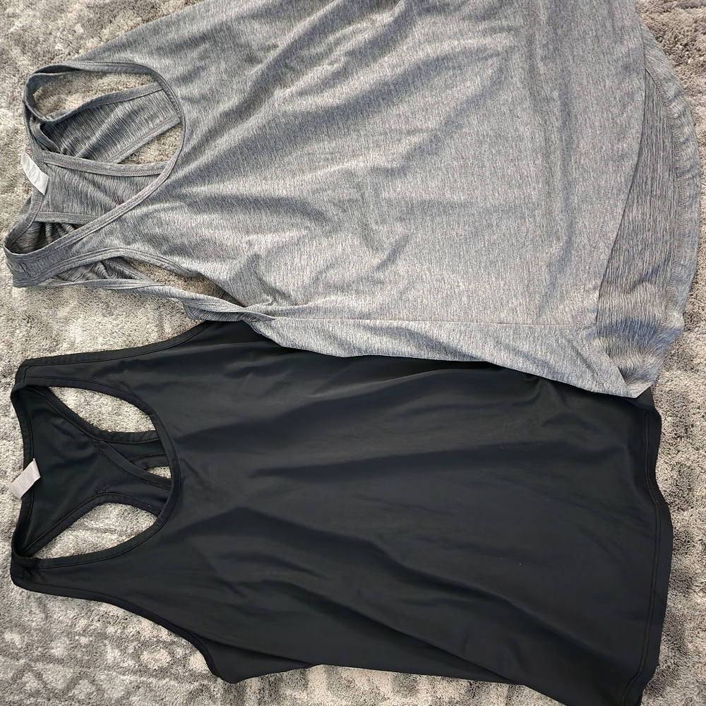 Lot marika tanks